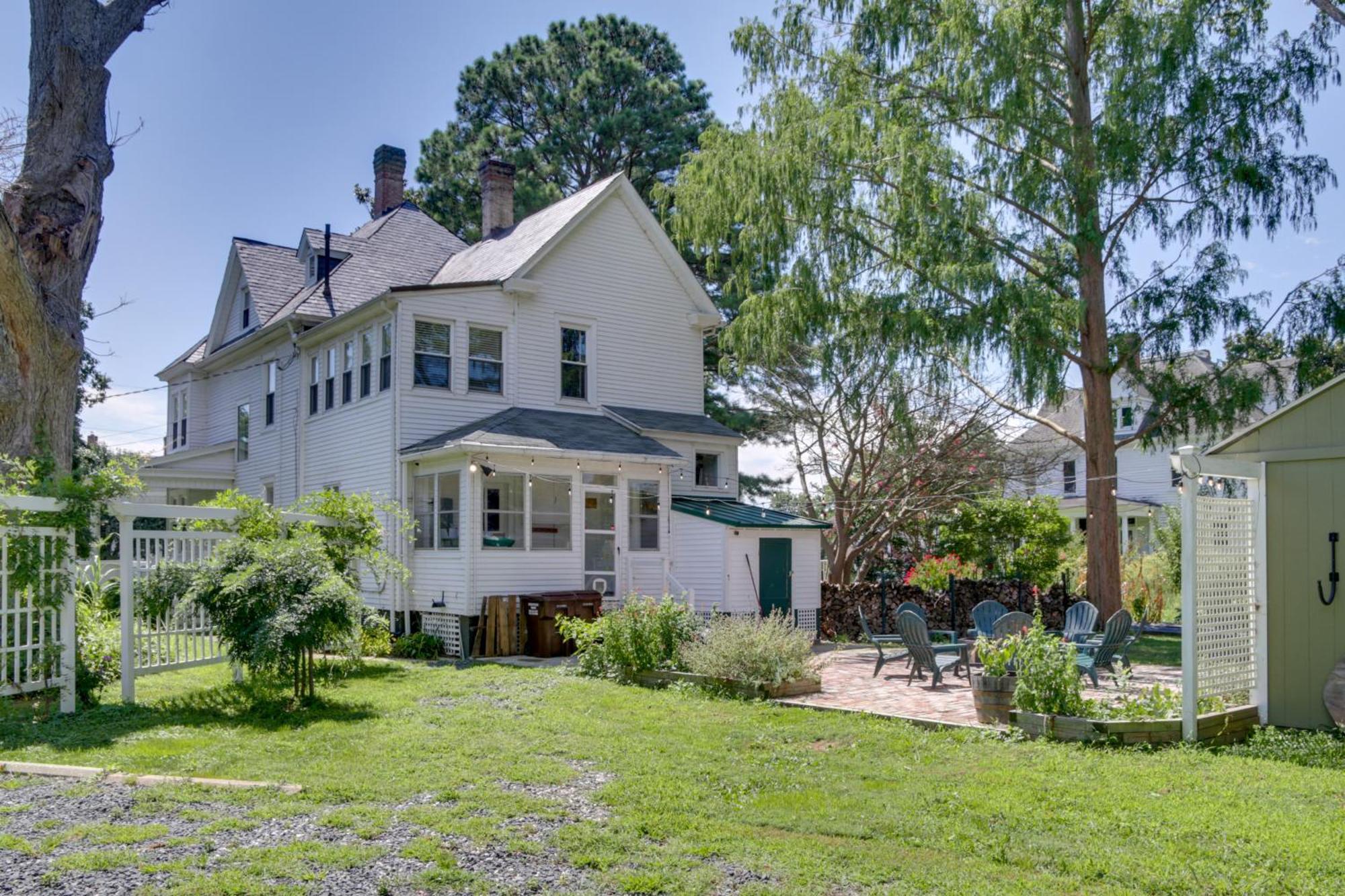 Vila 1915 Historic Cambridge Property With Fire Pit! Exteriér fotografie